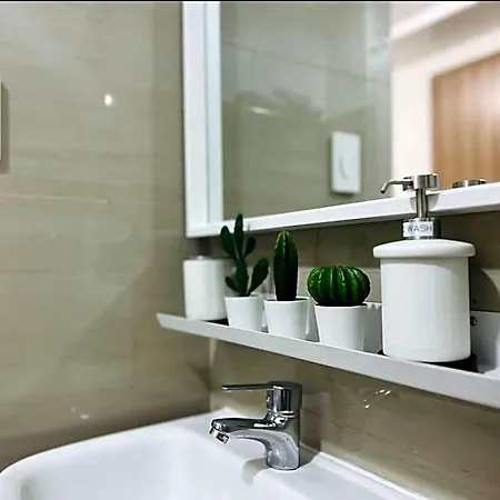 Modern Minimalist Home In Manila Near Mall Of Asia