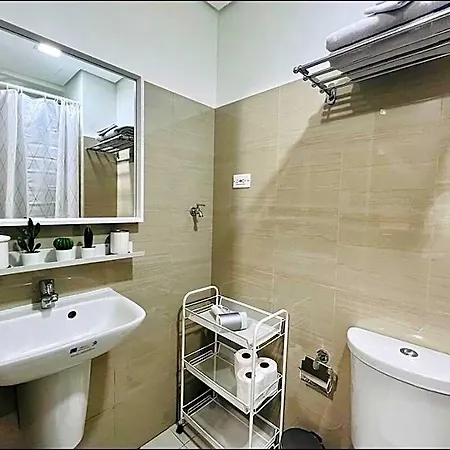 Modern Minimalist Home In Manila Near Mall Of Asia