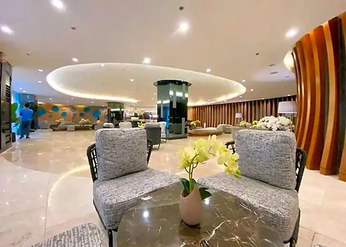 Hotel Modern Minimalist In Near Mall Of 4*